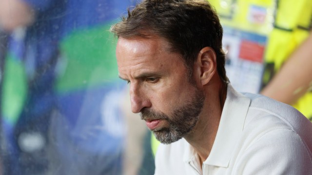 Article thumbnail: COLOGNE, GERMANY - JUNE 25: Gareth Southgate, Manager of England looks on from the bench before the UEFA EURO 2024 group stage match between England and Slovenia at Cologne Stadium on June 25, 2024 in Cologne, Germany. (Photo by Richard Sellers/Sportsphoto/Allstar via Getty Images)