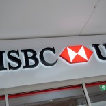 Article thumbnail: Sign for the Banking brand HSBC UK on 1st July 2024 in London, United Kingdom. HSBC Bank plc is a British multinational banking and financial services organisation. HSBCs international network comprises around 7,500 offices in over 80 countries globally. (photo by Mike Kemp/In Pictures via Getty Images)