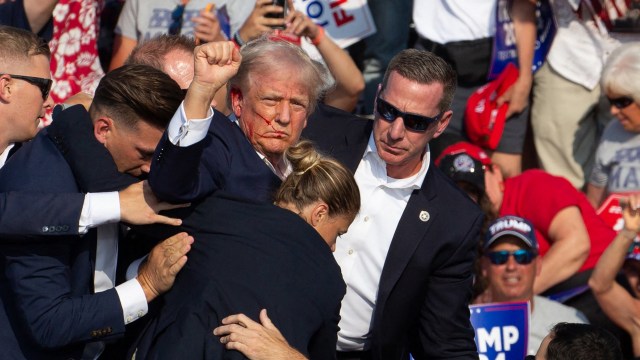 Article thumbnail: Gun violence has intervened and often warped democracy and public life in the USA (Photo by Rebecca DROKE / AFP)